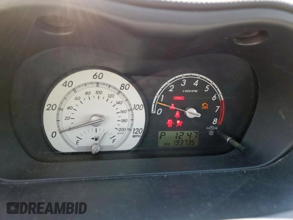 2005 Scion xA z VIN JTKKT624350111919, wystawiony jako Copart lot #54123035 z przebiegiem 193 735 mil mil oraz Szkoda całkowita • Salvage title. Historia ofert i sprzedaży dostępna na DreamBid. Obrazek 9.