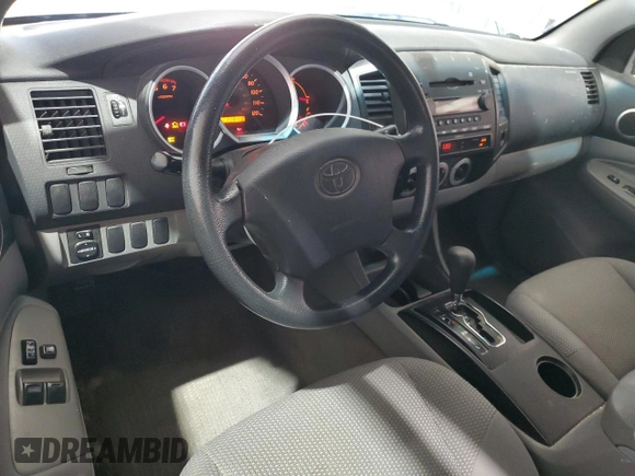 2006 Toyota Tacoma z VIN 5TETX22NX6Z302658, wystawiony jako Copart lot #58216445 z przebiegiem 228 466 mil mil oraz Tytuł czysty. Historia ofert i sprzedaży dostępna na DreamBid. Obrazek 8.