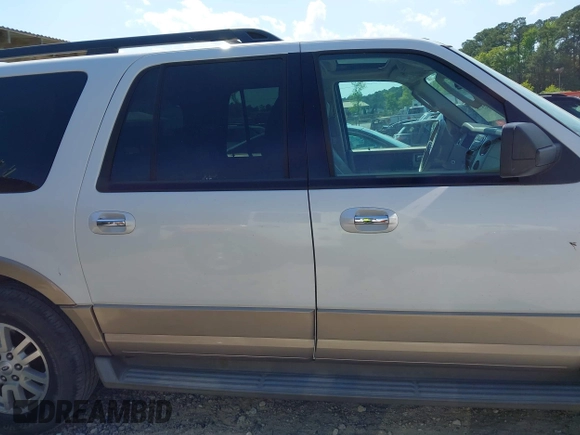 2011 Ford Expedition Max XLT с VIN 1FMJK1H57BEF44680, выставлен на аукционе IAAI как лот 42052578 с пробегом 171 357 миль миль и . История ставок и продаж доступна на DreamBid. Изображение 13.