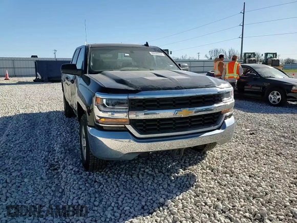 2018 Chevrolet Silverado 1500 LT with VIN 1GCRCREH6JZ295720, listed as a Copart auction lot 88488755 with 93,942 mi miles and Salvage Title. Bid and sale history available at DreamBid. Image 10.