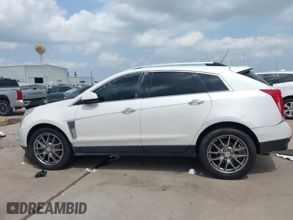 2016 Cadillac SRX Luxury Collection with VIN 3GYFNEE37GS584342, listed as a IAAI auction lot 42115642 with 110,306 mi miles and . Bid and sale history available at carsss.com. Image 14.