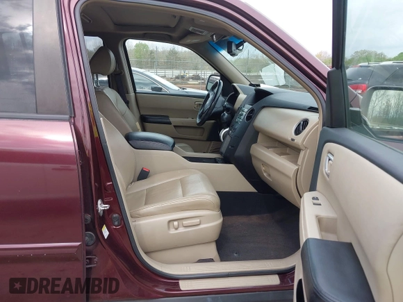 2009 Honda Pilot EX-L with VIN 5FNYF486X9B026041, listed as a IAAI auction lot 41942718 with 219,301 mi miles and . Bid and sale history available at carsss.com. Image 5.