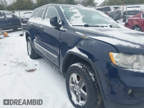2013 Jeep Grand Cherokee Laredo with VIN 1C4RJFAGXDC542987, listed as a IAAI auction lot 41262770 with 199,273 mi miles. Bid and sale history available at carsss.com. Image 16.