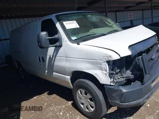 2011 Ford Econoline Cargo Commercial z VIN 1FTNE1EW4BDA61745, wystawiony jako IAAI lot #42282855 z przebiegiem 194 766 mil mil oraz . Historia ofert i sprzedaży dostępna na DreamBid. Obrazek 1.
