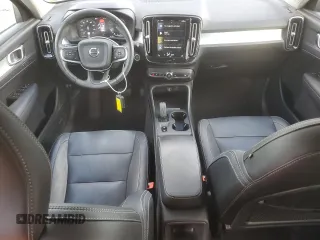 2019 Volvo XC40 Momentum с VIN YV4162UK5K2121556, выставлен на аукционе Copart как лот 56024695 с пробегом 44 401 миль миль и Списание • Salvage title. История ставок и продаж доступна на DreamBid. Изображение 8.