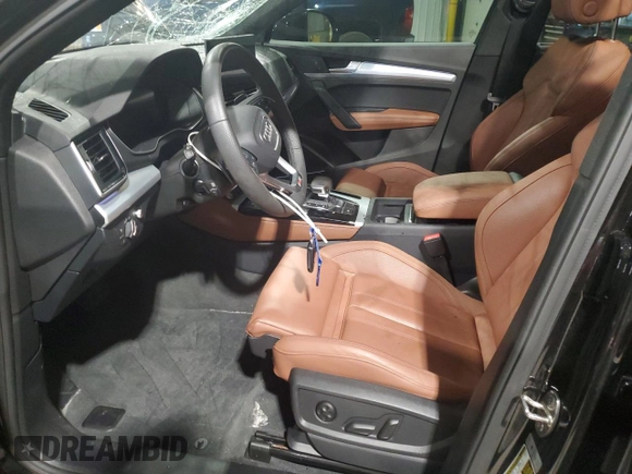 2024 Audi Q5 Sportback S line Prestige with VIN WA16AAFY1R2035846, listed as a Copart auction lot 56561145 with 11,118 mi miles and Salvage title. Bid and sale history available at DreamBid. Image 7.