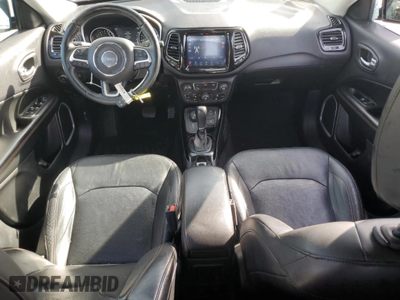 2017 Jeep Compass Limited z VIN 3C4NJDCB4HT631422, wystawiony jako Copart lot #52978345 z przebiegiem 81 666 mil mil oraz Szkoda całkowita • Salvage title. Historia ofert i sprzedaży dostępna na DreamBid. Obrazek 8.