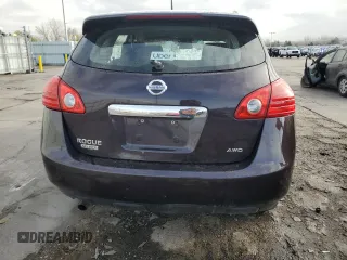 2015 Nissan Rogue S z VIN JN8AS5MVXFW764790, wystawiony jako Copart lot #51984045 z przebiegiem 126 664 mil mil oraz Tytuł czysty. Historia ofert i sprzedaży dostępna na DreamBid. Obrazek 6.