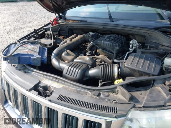 2011 Jeep Grand Cherokee Laredo with VIN 1J4RR4GG5BC622628, listed as a IAAI auction lot 42402893 with 163,731 mi miles and . Bid and sale history available at DreamBid. Image 10.