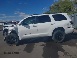 2018 Toyota Sequoia SR5 with VIN 5TDBY5G10JS165042, listed as a IAAI auction lot 40629447 with 89,706 mi miles. Bid and sale history available at carsss.com. Image 15.