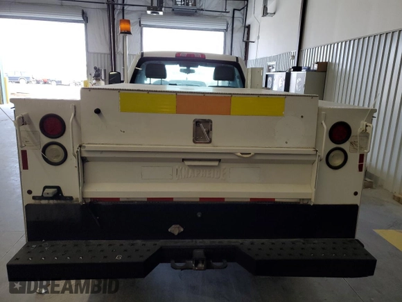 2016 Chevrolet Silverado 3500HD Work Truck with VIN 1GB3CYCG0GZ277723, listed as a Copart auction lot 47275555 with 121,446 mi miles and Clean Title. Bid and sale history available at carsss.com. Image 6.