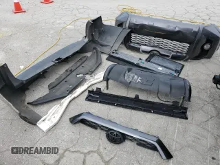 2017 Toyota 4Runner SR5 с VIN JTEBU5JR5H5465181, выставлен на аукционе Copart как лот 57062665 с пробегом 150 386 миль миль и Списание • Salvage title. История ставок и продаж доступна на DreamBid. Изображение 13.