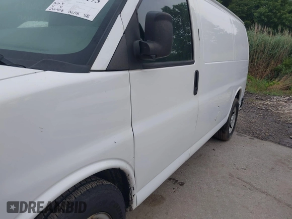 2013 Chevrolet Express Cargo with VIN 1GCSGAFX4D1158758, listed as a IAAI auction lot 42500173 with 235,408 mi miles and . Bid and sale history available at DreamBid. Image 6.