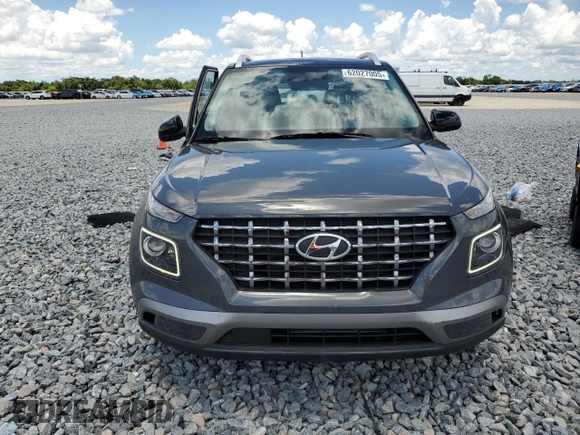 2024 Hyundai Venue Limited with VIN KMHRC8A33RU294761, listed as a Copart auction lot 62027005 with 13,657 mi miles and Non repairable. Bid and sale history available at DreamBid. Image 5.