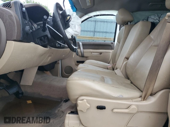 2013 Chevrolet Silverado 1500 LT with VIN 3GCPCSE05DG381551, listed as a Copart auction lot 51689075 with 152,059 mi miles and Non Repairable. Bid and sale history available at DreamBid. Image 7.