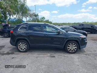 2016 Jeep Cherokee Limited z VIN 1C4PJMDB4GW151834, wystawiony jako IAAI lot #42311409 z przebiegiem 159 743 mil mil oraz . Historia ofert i sprzedaży dostępna na DreamBid. Obrazek 13.
