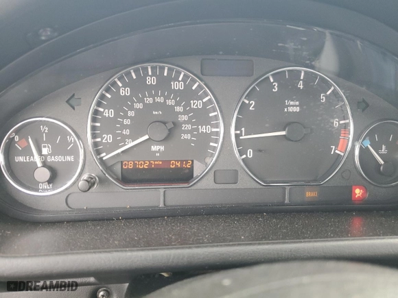 2001 BMW Z3 2.5i with VIN WBACN33411LM00256, listed as a Copart auction lot 78167644 with 87,027 mi miles and Salvage Title. Bid and sale history available at carsss.com. Image 9.