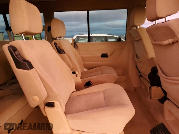 2003 Volkswagen EuroVan с VIN WV2KB47093H015569, выставлен на аукционе Copart как лот 81954144 с пробегом 166 304 миль миль и Чистый • Clean title. История ставок и продаж доступна на DreamBid. Изображение 11.
