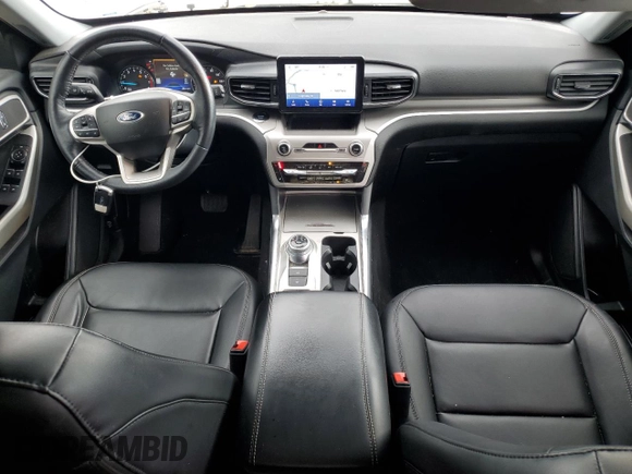 2022 Ford Explorer XLT z VIN 1FMSK7DH4NGA80828, wystawiony jako Copart lot #51954795 z przebiegiem 77 651 mil mil oraz Szkoda całkowita • Salvage title. Historia ofert i sprzedaży dostępna na DreamBid. Obrazek 8.