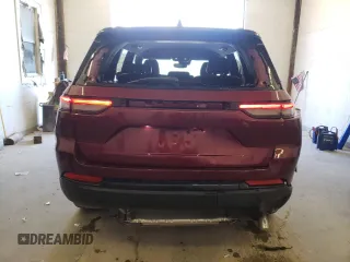 2023 Jeep Grand Cherokee Laredo with VIN 1C4RJGAG4PC595307, listed as a Copart auction lot 70493813 with 11,792 mi miles and Clean title. Bid and sale history available at DreamBid. Image 6.