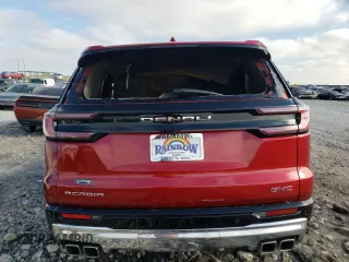 2024 GMC Acadia FWD Denali z VIN 1GKENLKS7RJ212266, wystawiony jako Copart lot #41418515 z przebiegiem Nie podano mil oraz Szkoda całkowita • Salvage title. Historia ofert i sprzedaży dostępna na DreamBid. Obrazek 6.