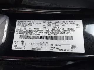 2014 Ford Escape SE with VIN 1FMCU9G91EUB05605, listed as a IAAI auction lot 41479240 with 152,510 mi miles. Bid and sale history available at carsss.com. Image 9.