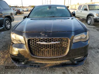 2017 Chrysler 300 S with VIN 2C3CCABG5HH628216, listed as a Copart auction lot 81404634 with 175,887 mi miles and Clean Title. Bid and sale history available at DreamBid. Image 5.