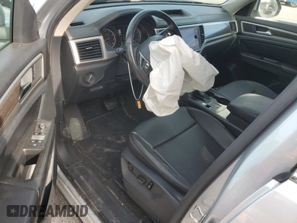 2018 Volkswagen Atlas SE с VIN 1V2DR2CA8JC579860, выставлен на аукционе Copart как лот 48122545 с пробегом 123 298 миль миль и Списание • Salvage title. История ставок и продаж доступна на DreamBid. Изображение 8.