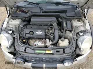 2011 MINI Convertible S z VIN WMWZP3C51BTX84117, wystawiony jako Copart lot #57636385 z przebiegiem 130 700 mil mil oraz Szkoda całkowita • Salvage title. Historia ofert i sprzedaży dostępna na DreamBid. Obrazek 11.