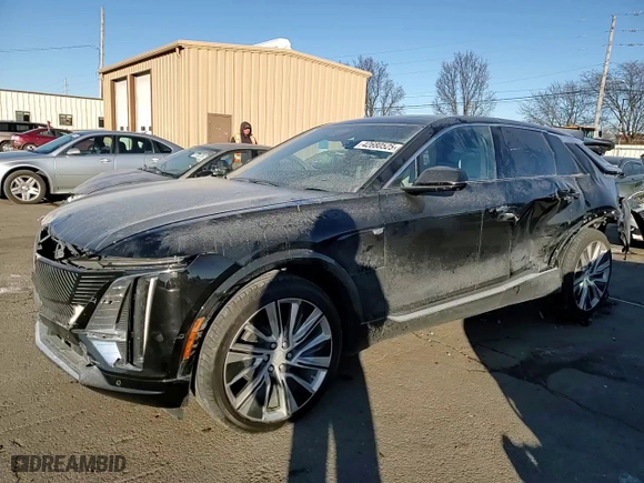 2024 Cadillac LYRIQ Luxury with VIN 1GYKPSRL0RZ110420, listed as a Copart auction lot 42680525 with 13,999 mi miles and Salvage Title. Bid and sale history available at carsss.com. Image 11.