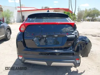 2018 Mitsubishi Eclipse Cross SE z VIN JA4AT5AA5JZ039030, wystawiony jako IAAI lot #42421884 z przebiegiem 65 982 mil mil oraz . Historia ofert i sprzedaży dostępna na DreamBid. Obrazek 17.