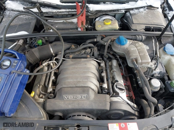2005 Audi A4 3.0L with VIN WAULT68E95A076077, listed as a IAAI auction lot 41380217 with 54,423 mi miles. Bid and sale history available at carsss.com. Image 10.