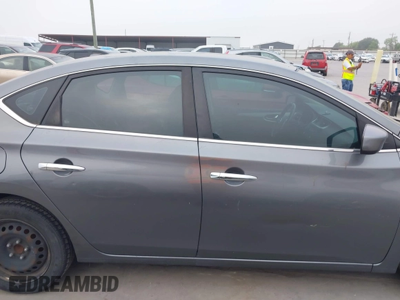2015 Nissan Sentra S with VIN 3N1AB7AP1FY345428, listed as a IAAI auction lot 42044857 with 113,046 mi miles. Bid and sale history available at carsss.com. Image 14.