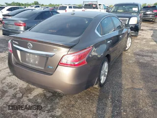 2013 Nissan Altima SV with VIN 1N4AL3AP4DN544668, listed as a IAAI auction lot 42507597 with 221,039 mi miles and . Bid and sale history available at DreamBid. Image 4.