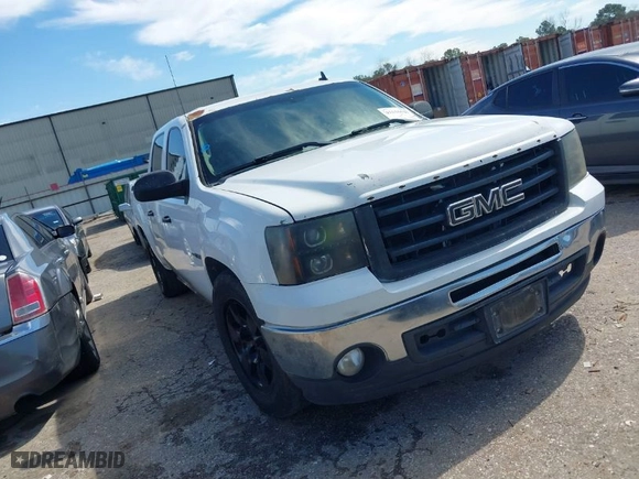2011 GMC Sierra 1500 SLE with VIN 3GTP1VE06BG272410, listed as a IAAI auction lot 41616621 with 146,460 mi miles. Bid and sale history available at carsss.com. Image 1.