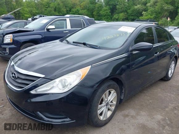 2013 Hyundai Sonata GLS z VIN 5NPEB4AC4DH635750, wystawiony jako IAAI lot #42272757 z przebiegiem 209 281 mil mil oraz . Historia ofert i sprzedaży dostępna na DreamBid. Obrazek 2.