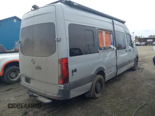 2021 Mercedes-Benz Sprinter with VIN W1W4DCHY5MT051536, listed as a Copart auction lot 78550074 with 38,660 mi miles and Salvage Title. Bid and sale history available at DreamBid. Image 3.