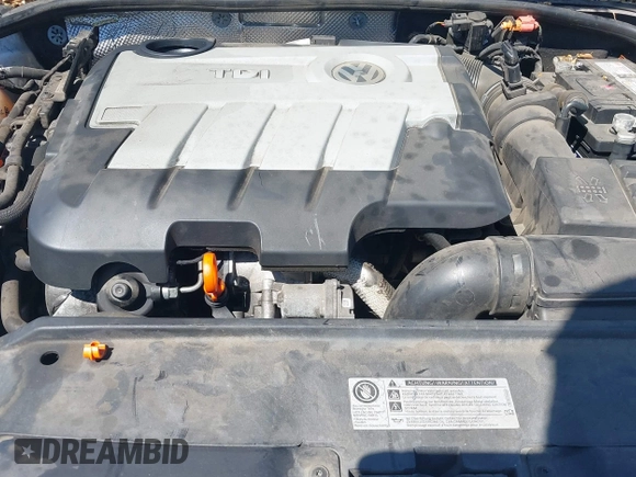 2012 Volkswagen Jetta TDI w/Premium with VIN 3VWLL7AJ8CM314305, listed as a IAAI auction lot 41885355 with 75,669 mi miles and . Bid and sale history available at DreamBid. Image 10.