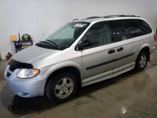 2006 Dodge Grand Caravan SE z VIN 1D4GP24R76B596111, wystawiony jako Copart lot #59555575 z przebiegiem 93 902 mil mil oraz Czysty tytuł • Clean title. Historia ofert i sprzedaży dostępna na DreamBid. Obrazek 1.