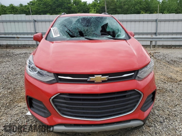 2020 Chevrolet Trax LT with VIN KL7CJLSB5LB347100, listed as a Copart auction lot 54369085 with 44,443 mi miles and Salvage title. Bid and sale history available at DreamBid. Image 5.