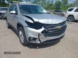 2020 Chevrolet Traverse LT Cloth with VIN 1GNERGKW0LJ306000, listed as a IAAI auction lot 42090962 with 50,559 mi miles. Bid and sale history available at carsss.com. Image 6.