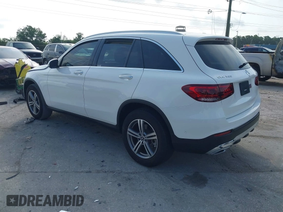 2022 Mercedes-Benz GLC 300 with VIN W1N0G8DB4NV395227, listed as a IAAI auction lot 42214509 with 14,886 mi miles and . Bid and sale history available at DreamBid. Image 3.