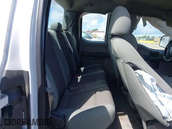 2018 Ford F-150 XL с VIN 1FTEX1CB3JKC85027, выставлен на аукционе IAAI как лот 42248025 с пробегом 260 593 миль миль и . История ставок и продаж доступна на DreamBid. Изображение 8.