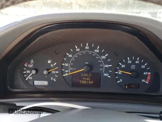 2001 Mercedes-Benz CLK 320/430 with VIN WDBLJ65G11F172991, listed as a Copart auction lot 82368104 with 138,194 mi miles and Salvage Title. Bid and sale history available at DreamBid. Image 9.