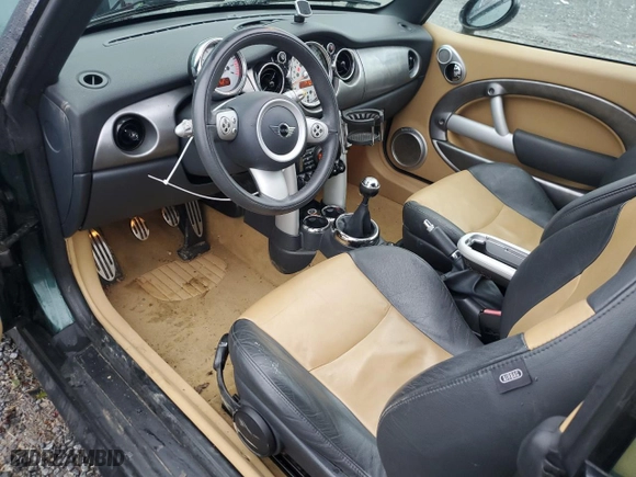 2008 MINI Cooper Convertible S with VIN WMWRH33518TU81148, listed as a Copart auction lot 82677354 with 91,539 mi miles and Salvage Title. Bid and sale history available at carsss.com. Image 8.