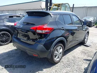 2018 Nissan Kicks S with VIN 3N1CP5CUXJL532514, listed as a IAAI auction lot 41919694 with 30,431 mi miles and . Bid and sale history available at carsss.com. Image 4.
