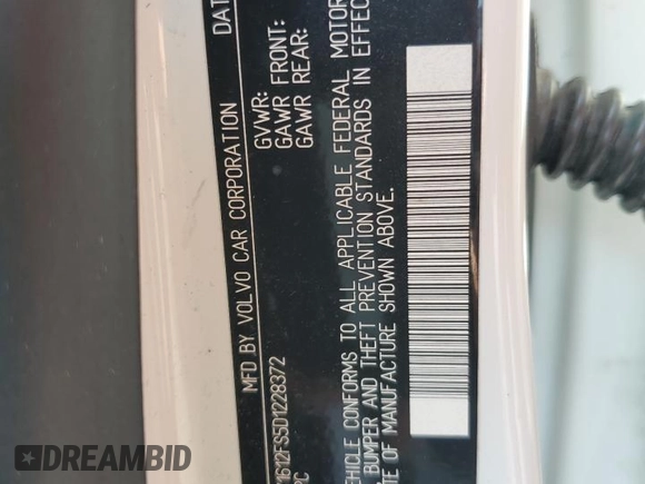 2013 Volvo S60 T5 Premier with VIN YV1612FS5D1228372, listed as a Copart auction lot 61927585 with 98,451 mi miles and Salvage title. Bid and sale history available at DreamBid. Image 12.