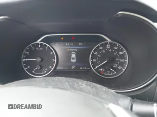 2017 Nissan Maxima SR z VIN 1N4AA6AP1HC405669, wystawiony jako IAAI lot #42157811 z przebiegiem 103 127 mil mil oraz . Historia ofert i sprzedaży dostępna na DreamBid. Obrazek 7.