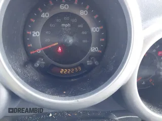 2006 Honda Element EX-P with VIN 5J6YH18746L010874, listed as a IAAI auction lot 40560364 with 222,233 mi miles and . Bid and sale history available at DreamBid. Image 7.