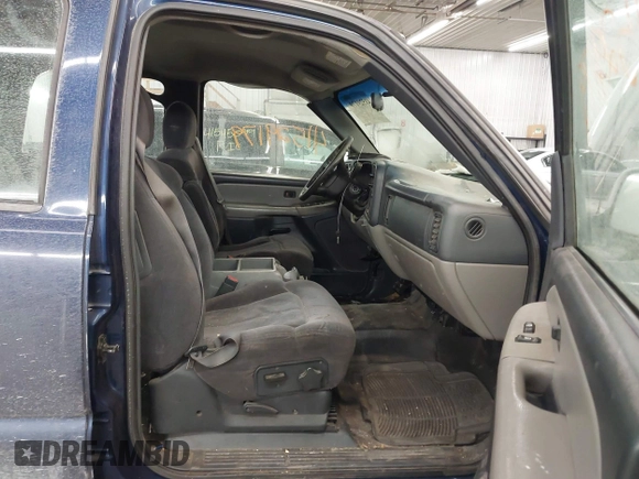 2002 Chevrolet Tahoe LT z VIN 1GNEK13ZX2J181158, wystawiony jako IAAI lot #41529179 z przebiegiem 156 505 mil mil oraz . Historia ofert i sprzedaży dostępna na DreamBid. Obrazek 5.